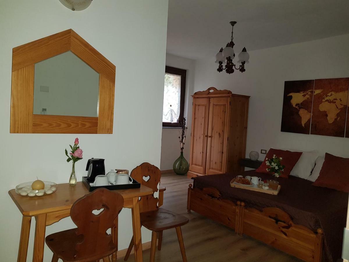 Гостьовий будинок Cascina Ghitin Relais Асті Екстер'єр фото